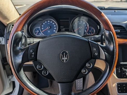 Used 2011 Maserati GranTurismo S image 11