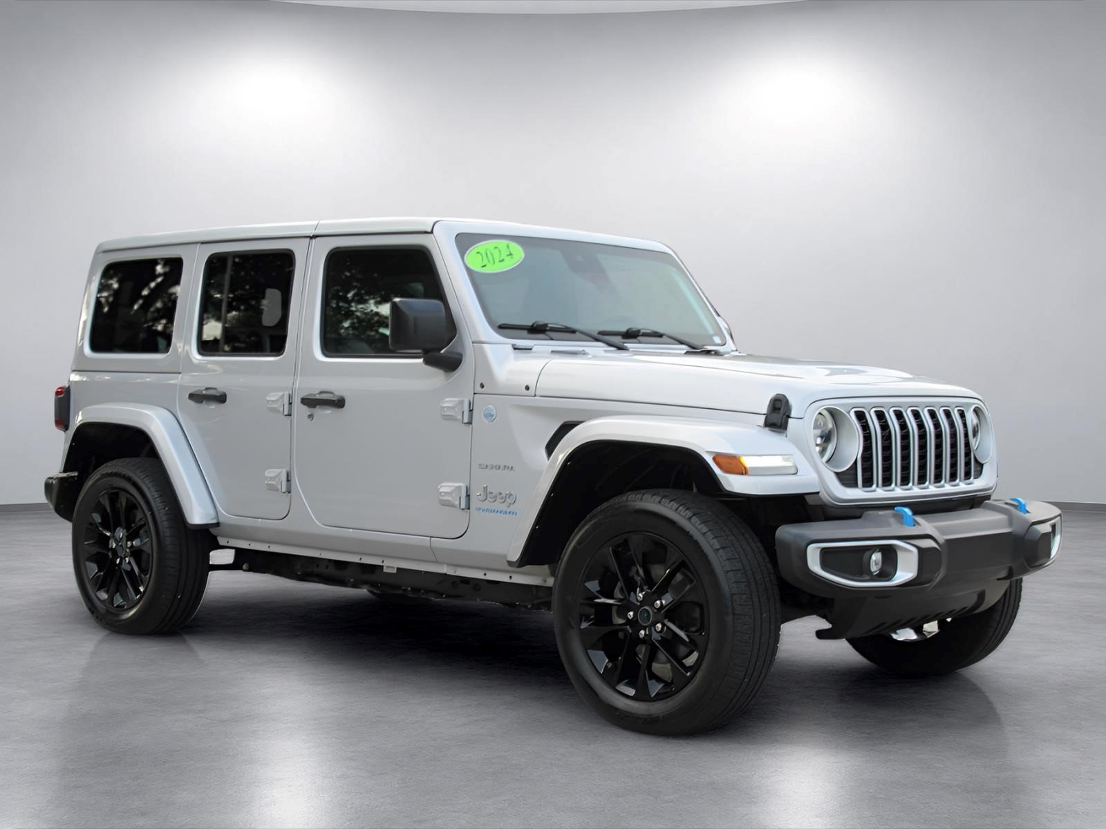 Certified 2024 Jeep Wrangler Unlimited Sahara AWD/4WD image 1