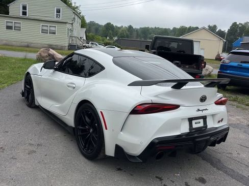 Used 2020 Toyota Supra Launch Edition w/ Driver Assist Package RWD image 5