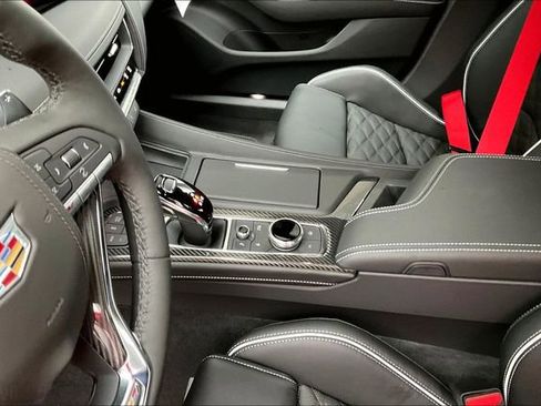 New 2026 Cadillac CT5 V w/ Technology Package image 9