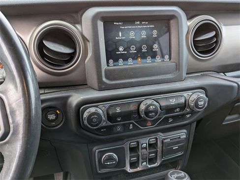 Certified 2019 Jeep Wrangler Unlimited Sport S image 17