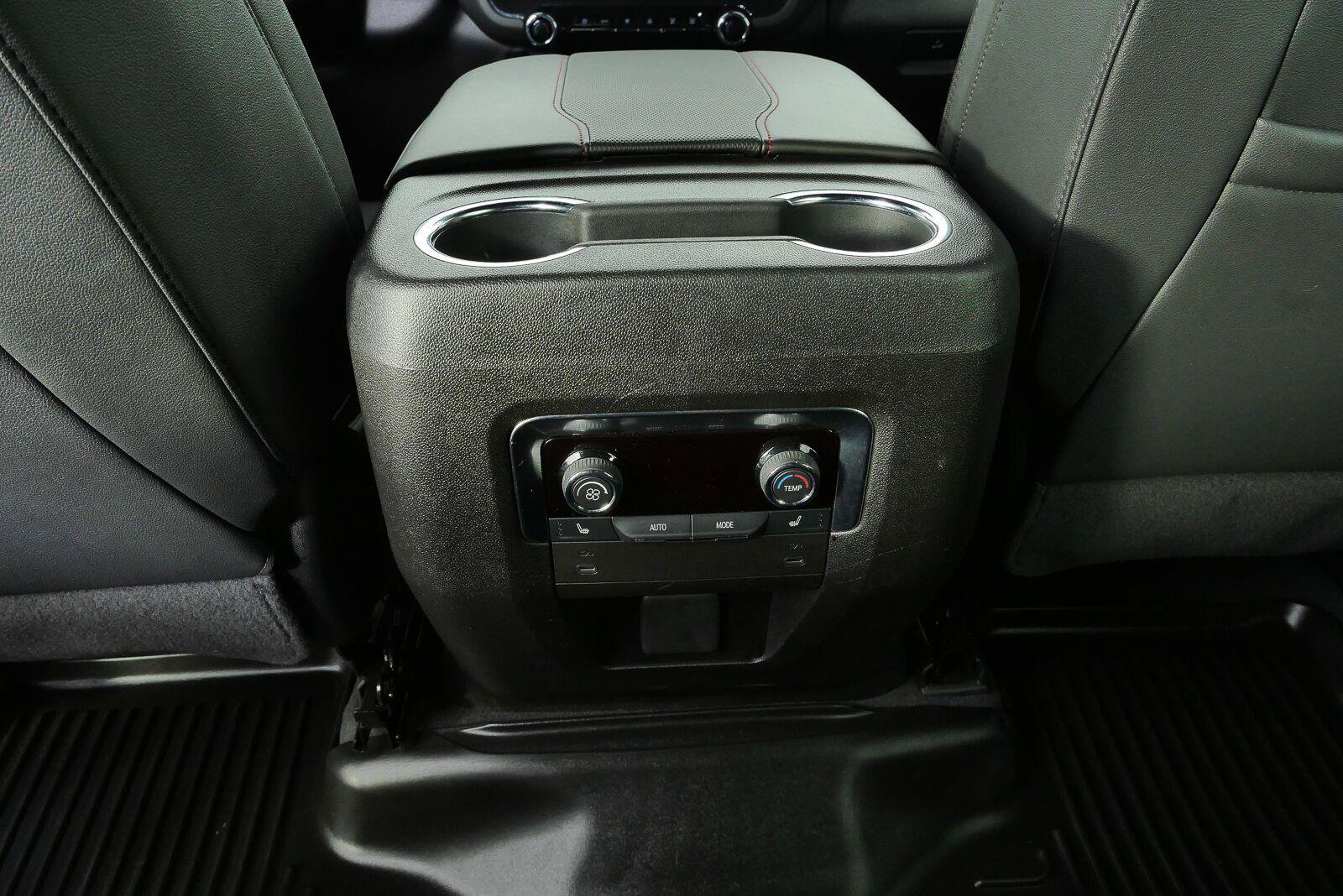 Used 2025 Chevrolet Tahoe RST w/ Comfort Package AWD/4WD image 17
