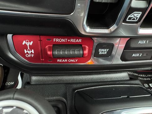 Used 2023 Jeep Wrangler Unlimited Rubicon 4xe AWD/4WD image 52