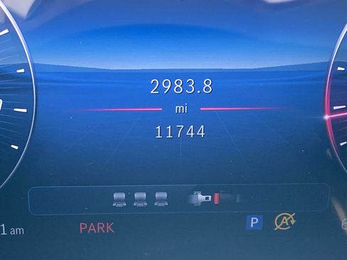 Certified 2025 Mercedes-Benz GLC 300 4MATIC image 28