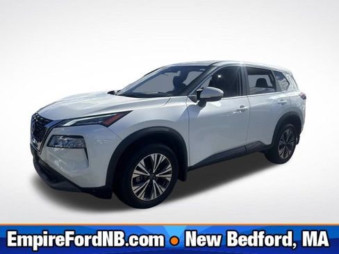 Used 2023 Nissan Rogue SV image 1
