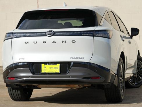 Used 2025 Nissan Murano Platinum w/ Cargo Package AWD/4WD image 4