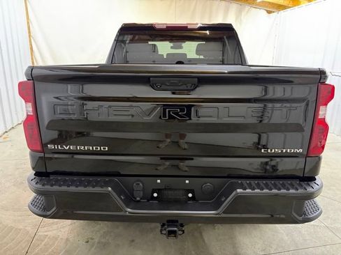 Used 2023 Chevrolet Silverado 1500 Custom AWD/4WD image 7