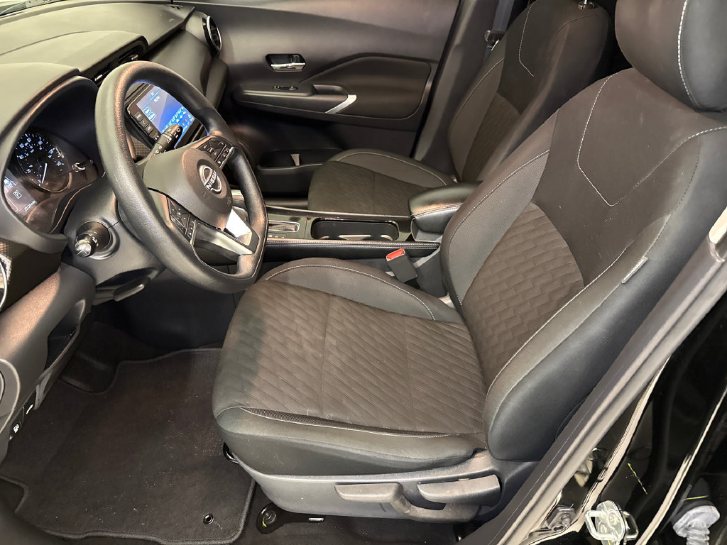 Used 2024 Nissan Kicks SV FWD image 17