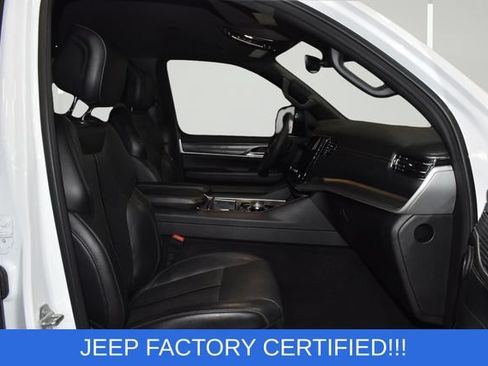 Used 2024 Jeep Wagoneer Series II AWD/4WD image 37
