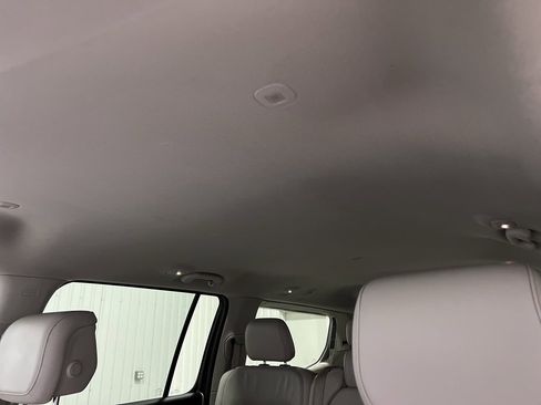 Used 2022 Jeep Wagoneer Series I image 18