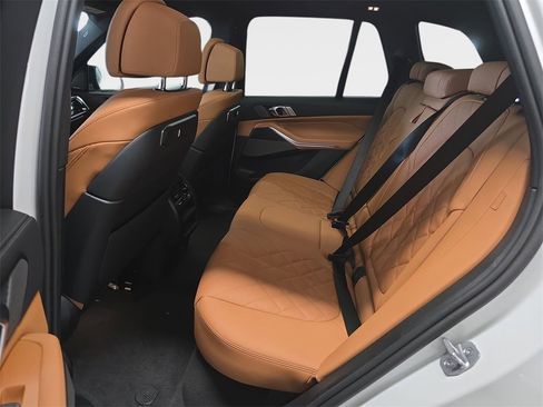 New 2026 BMW X5 M60i image 8