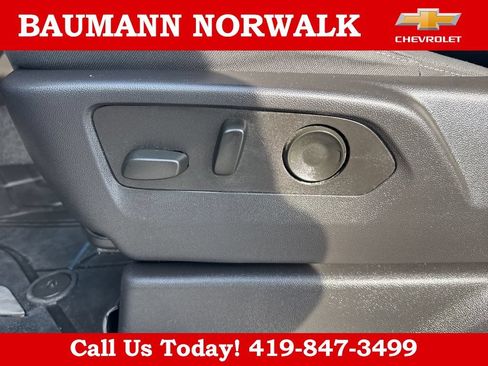 Used 2024 Chevrolet Silverado 1500 Custom w/ LPO, Dark Essentials Package AWD/4WD image 18