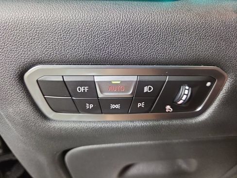 Used 2023 BMW X5 xDrive40i w/ Premium Package AWD/4WD image 29