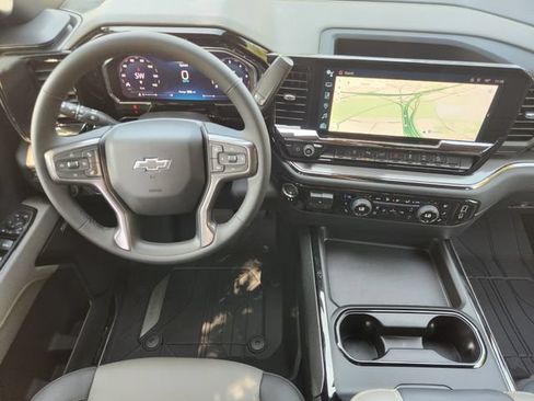 New 2026 Chevrolet Silverado 2500 ZR2 AWD/4WD image 28