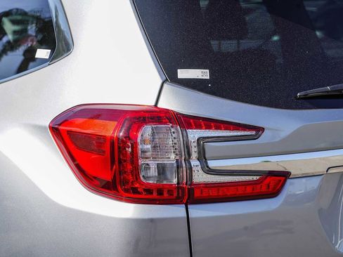 Used 2024 Subaru Ascent Touring image 7