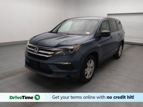 Used 2017 Honda Pilot LX image 1