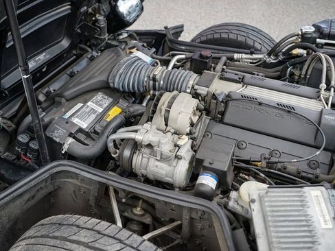 Used 1994 Chevrolet Corvette Coupe image 31