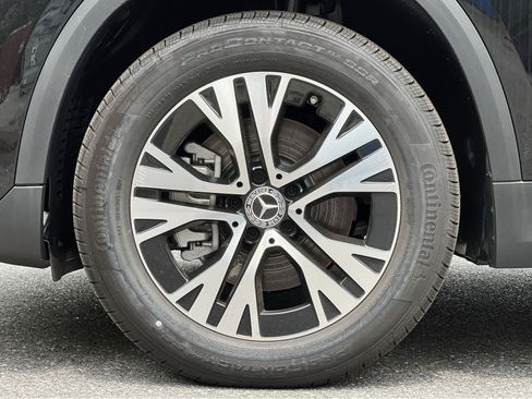 Certified 2025 Mercedes-Benz GLA 250 4MATIC image 10