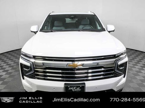 Used 2025 Chevrolet Tahoe LT RWD image 26