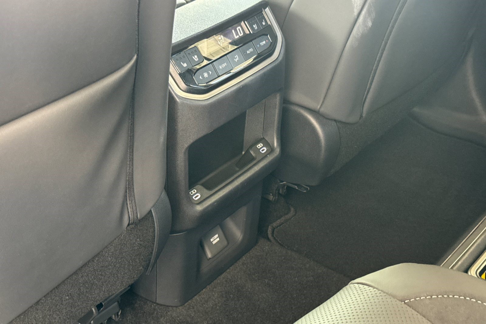 Certified 2026 Lexus TX 500h AWD w/ Technology Package image 16