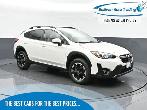 Used 2023 Subaru Crosstrek 2.0i Premium image 1