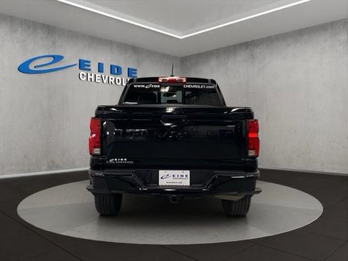Used 2023 Chevrolet Colorado Z71 w/ Z71 Convenience Package 2 AWD/4WD image 13