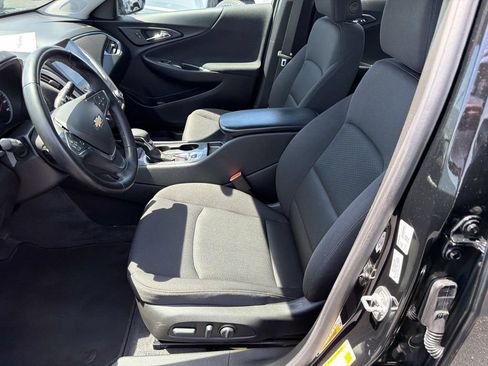 Used 2024 Chevrolet Malibu RS FWD image 20