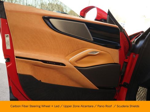 Used 2025 Ferrari Purosangue image 24