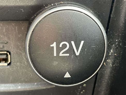 Used 2018 Ford Fiesta SE image 24