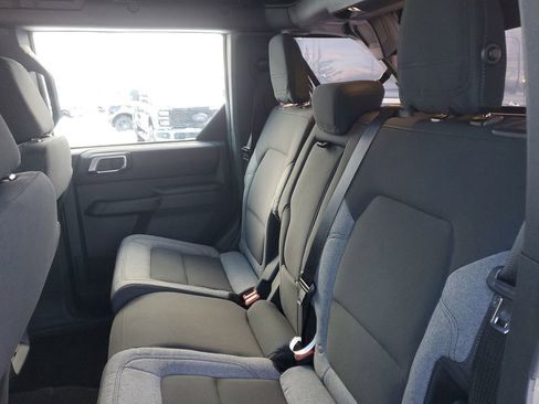 New 2025 Ford Bronco 4-Door image 27