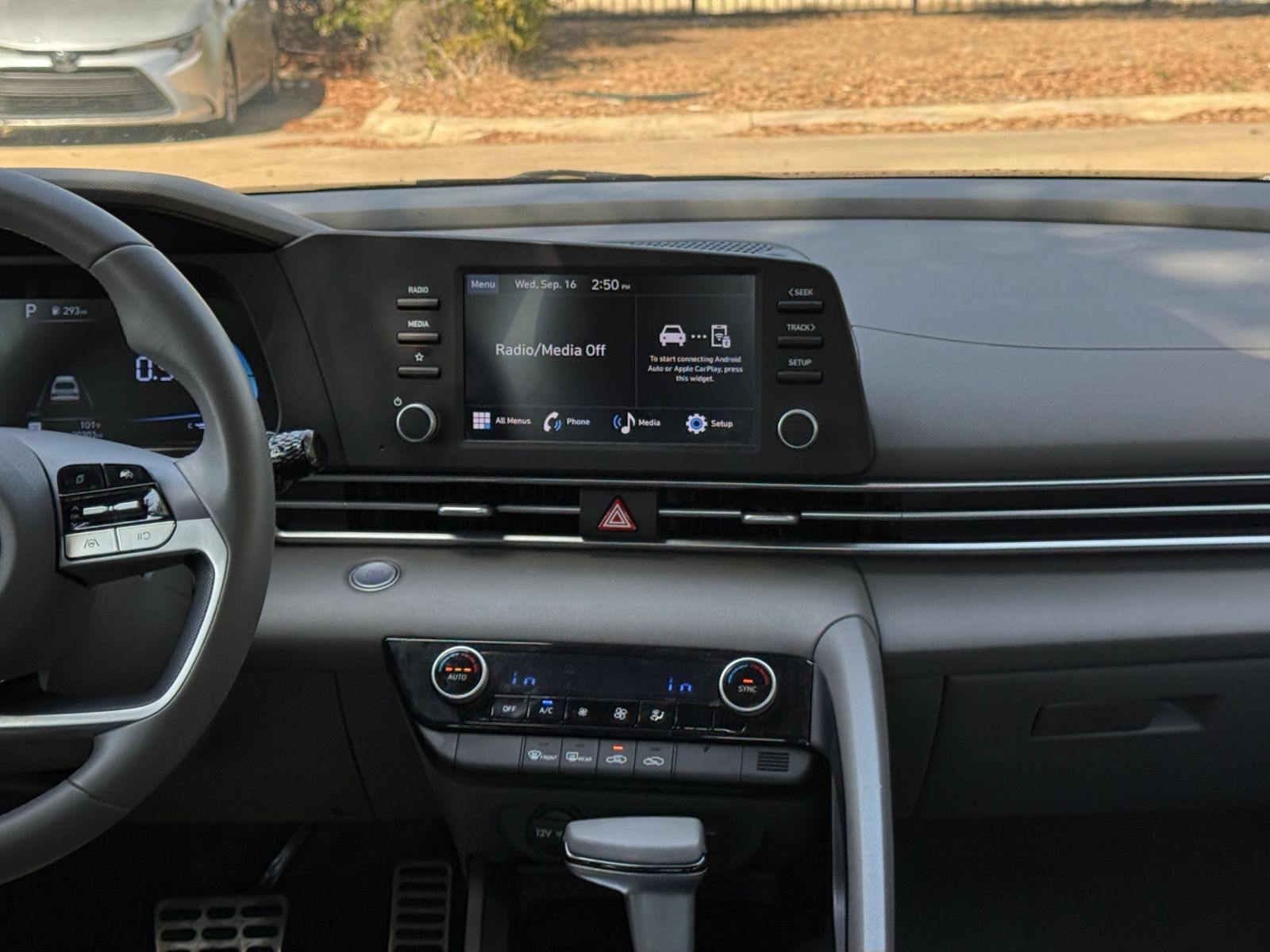 Used 2026 Hyundai Elantra Sport FWD image 16