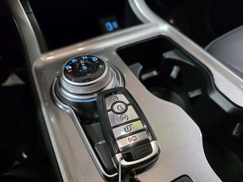 Used 2024 Ford Edge SEL w/ Convenience Package image 21