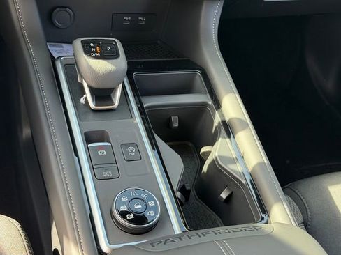 New 2026 Nissan Pathfinder SV AWD/4WD image 17