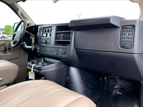 New 2026 Chevrolet Express 2500 RWD image 8