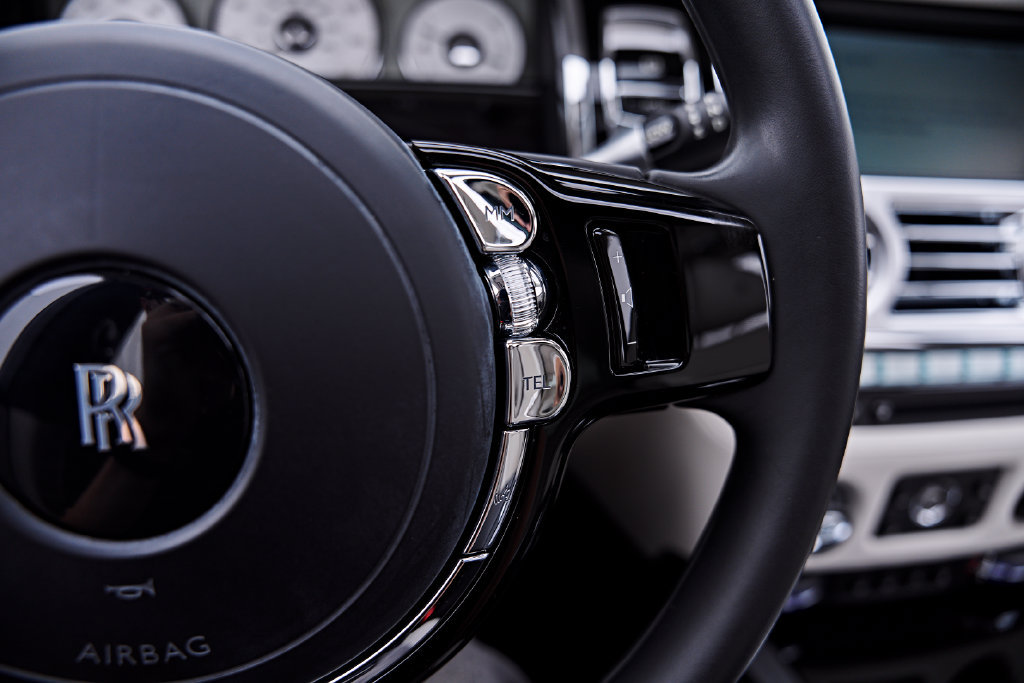 Used 2016 Rolls-Royce Ghost RWD image 69
