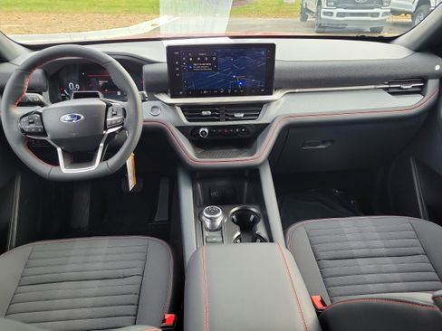 New 2026 Ford Explorer ST-Line w/ ST-Line Street Pack image 14