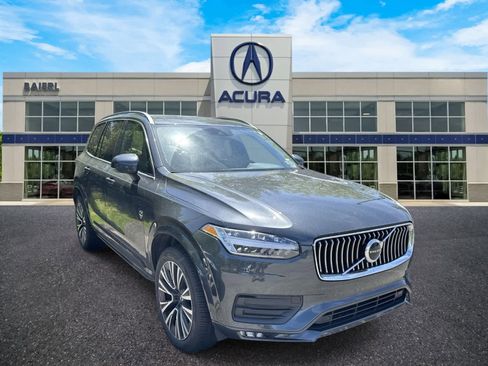 Used 2021 Volvo XC90 T5 Momentum w/ Climate Package AWD/4WD image 2