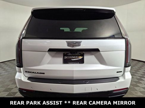Used 2025 Cadillac Escalade Sport Platinum image 4