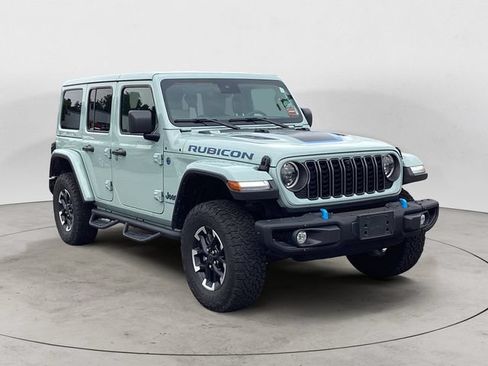 Used 2024 Jeep Wrangler Unlimited Rubicon 4xe AWD/4WD image 7