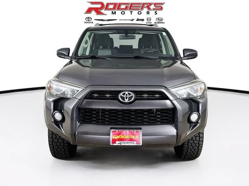 Used 2015 Toyota 4Runner SR5 w/ Four Season Floor Mat Package AWD/4WD image 7