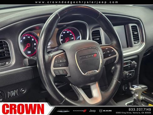 Used 2017 Dodge Charger SXT w/ Driver Confidence Group image 22