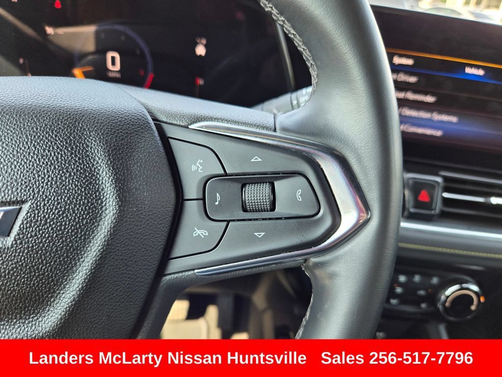 Used 2025 Chevrolet TrailBlazer ACTIV w/ Driver Confidence Package AWD/4WD image 25