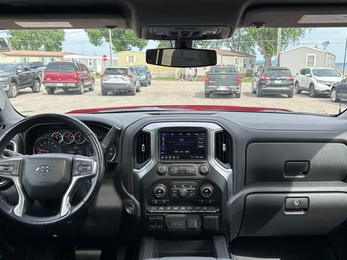 Used 2021 Chevrolet Silverado 1500 LT Trail Boss w/ LT Trail Boss Premium Package AWD/4WD image 16