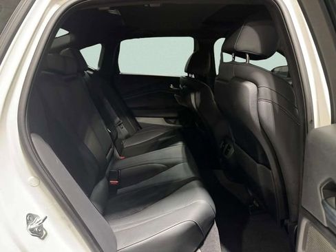 Used 2023 Acura TLX image 31