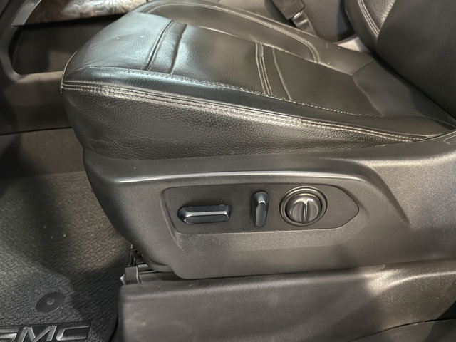 Used 2022 GMC Sierra 2500 Denali AWD/4WD image 26