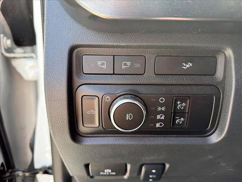 Used 2024 Ford F250 Lariat w/ Lariat Ultimate Package AWD/4WD image 11