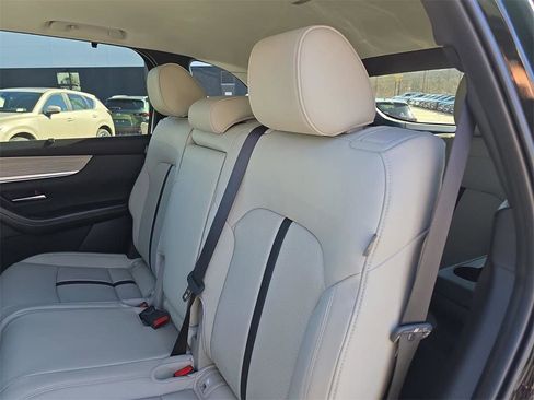 New 2026 MAZDA CX-90 Plug-In Hybrid w/ Preferred image 15