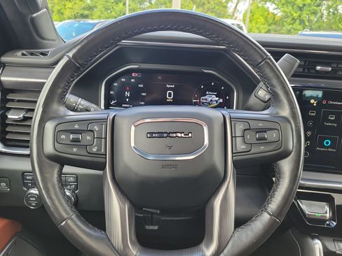 Used 2024 GMC Sierra 3500 Denali Ultimate image 21