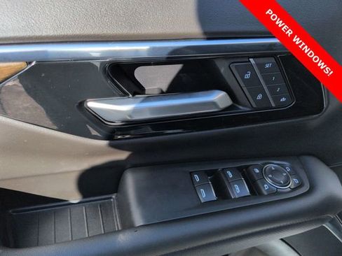 Used 2026 Chevrolet Tahoe High Country AWD/4WD image 24