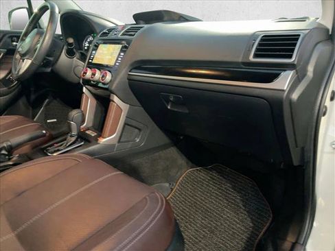 Used 2018 Subaru Forester 2.5i Touring image 23